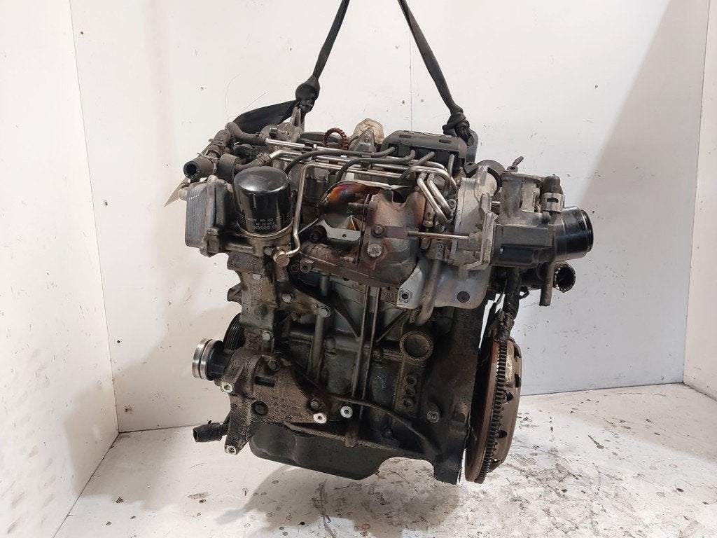 MOTEUR Yeti (5LAC) (|03F100091AX|03F100031F|03F100091A|), Utilisé, Info@skoda-auto.de, Skoda, Max-Planck-Straße  3-5
64331  Weiterstadt, DE