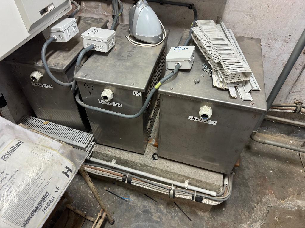 3-fase transformatoren (2x 10 kVA + 1x 12 kVA), Ophalen, Gebruikt, 5 tot 10 kVA