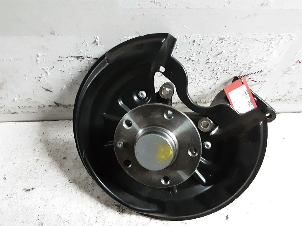 MOYEU DE ROUE ARRIÈRE DROIT Golf V (1K1) (1K0436N), Volkswagen, Mevr. I. Hauben, Utilisé, Rue de l'Espoir 34 34
4030  GRIVEGNÉE, BE