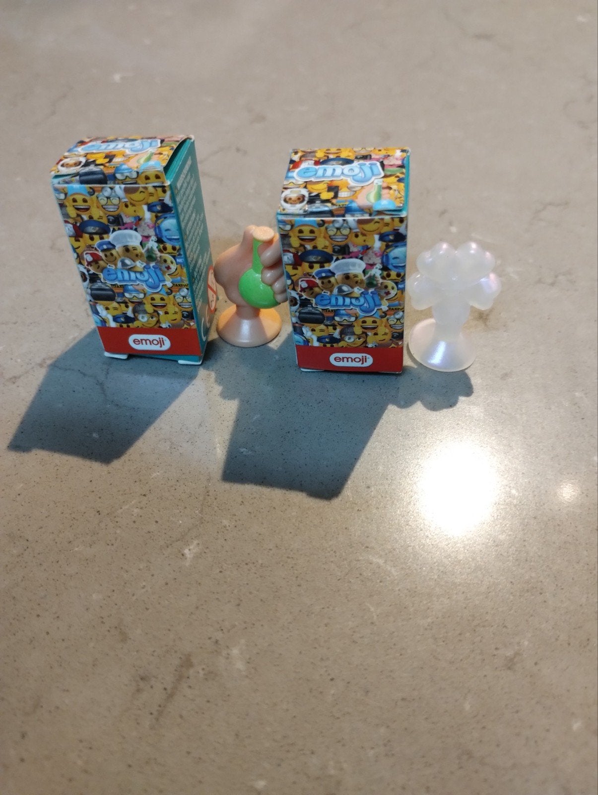 2 emojis ALDI 2024, Ophalen