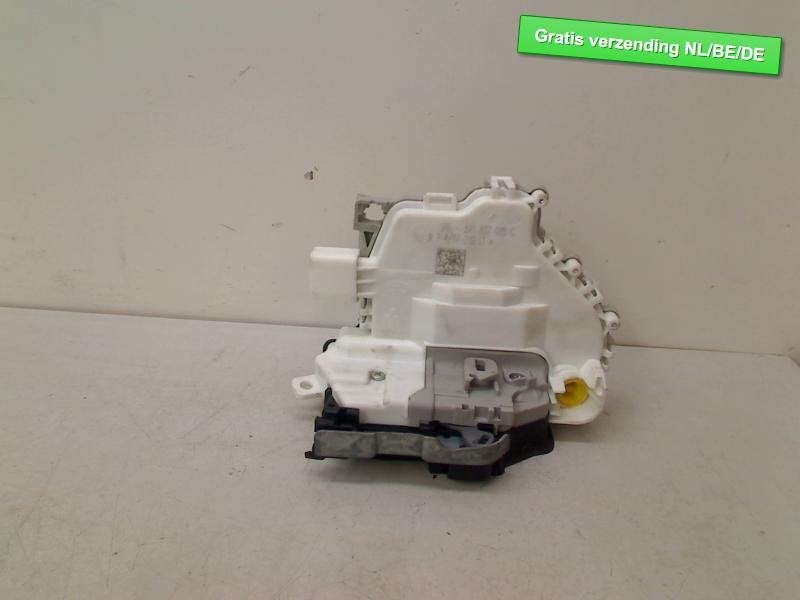 PORTIERSLOT LINKS VOOR Audi A1 Sportback (8XA / 8XF), Auto-onderdelen, Audi, Audi AG, Gebruikt, Auto-Union-Straße  1,
85057  Ingolstadt, DE