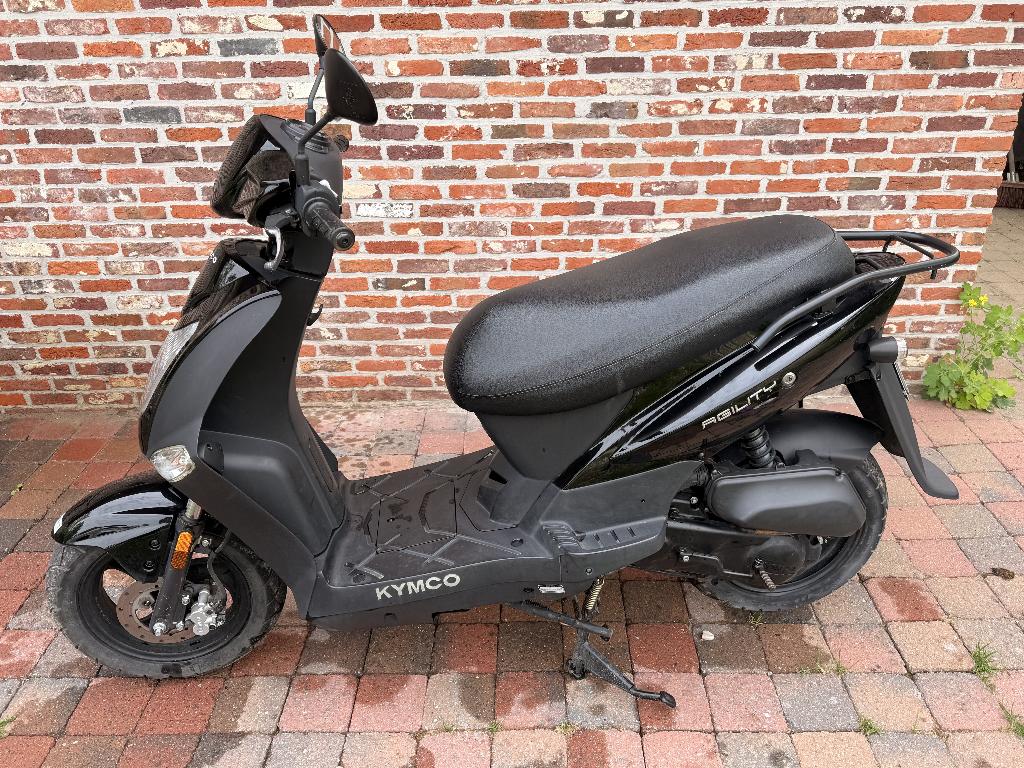 Kymco Agility 50 B1, Fietsen en Brommers, Scooters | Kymco, Zo goed als nieuw, Agility, Klasse B (45 km/u), Benzine, Ophalen