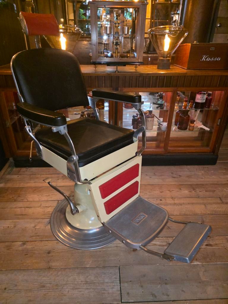 NIKE BARBER CHAIR, Ophalen