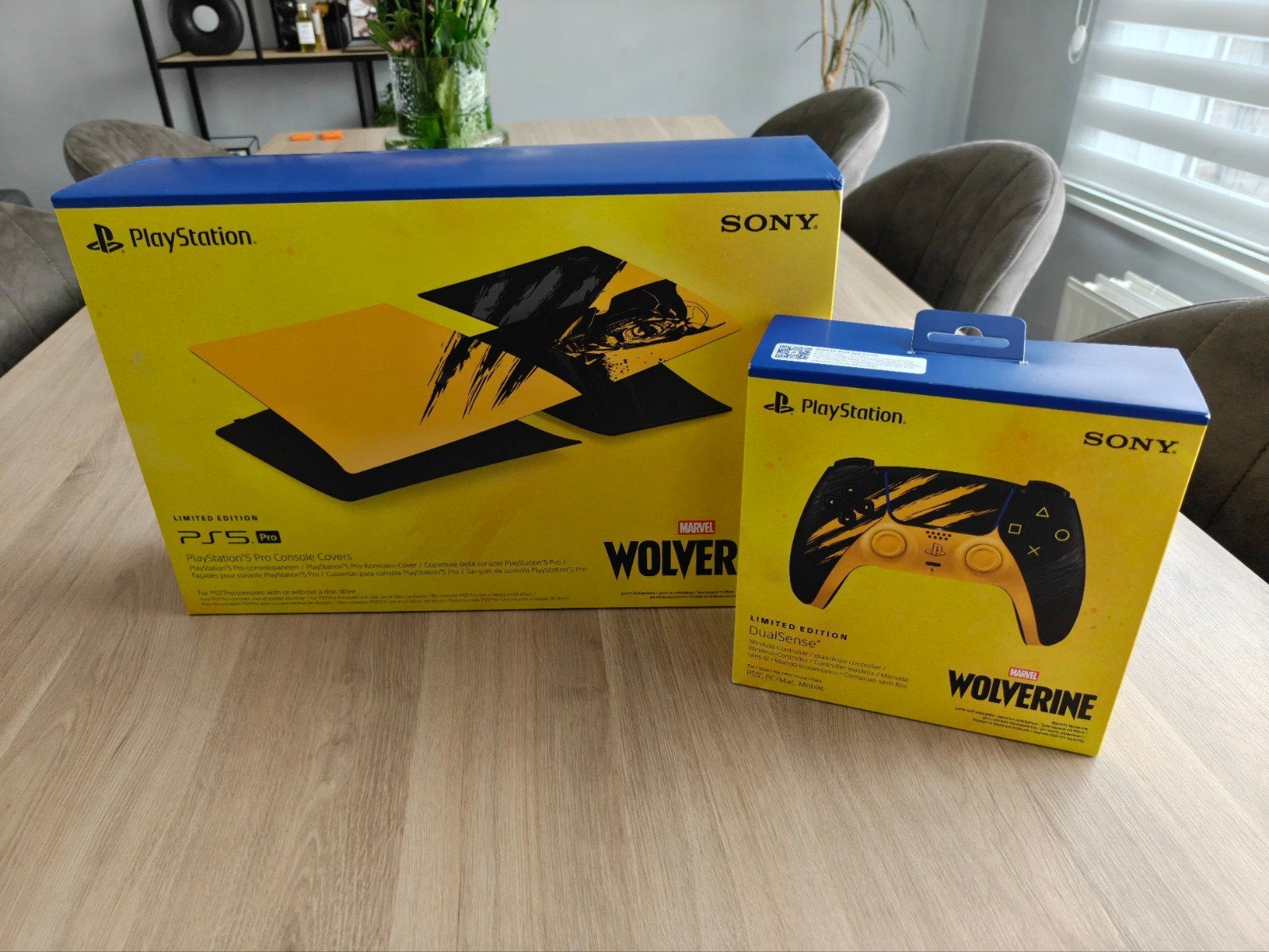 Ps5 pro Wolverine limited edition faceplates + Controller, Enlèvement, Neuf, Playstation 5