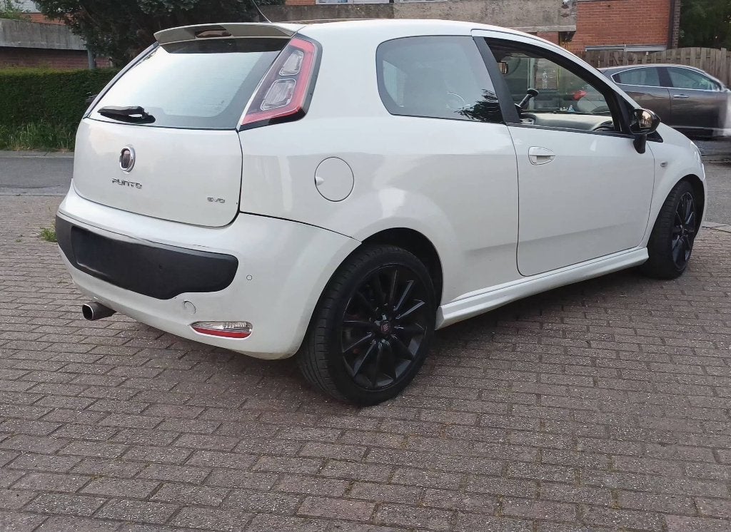Prête a immatriculée fiat punto evo Édition sport, Euro 5, Boîte manuelle, USB, Particulier
