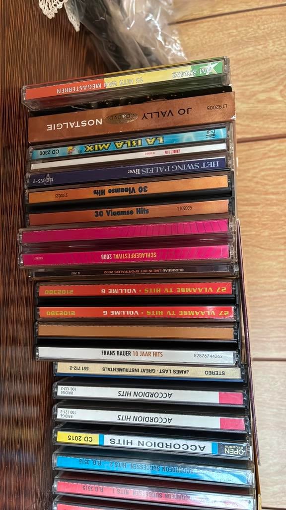 Cd s veel nederlands en accordeon 35 stuks, CD & DVD, Enlèvement, Comme neuf