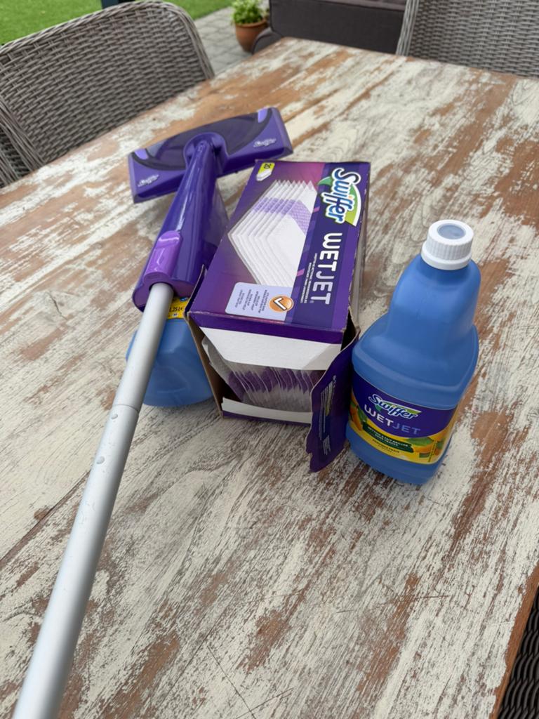Swiffer wet jet set, Enlèvement