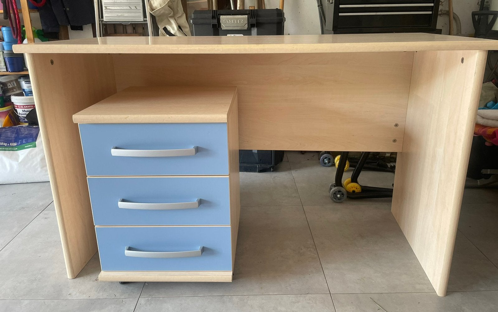 Gratis bureau!, Ophalen, Zo goed als nieuw