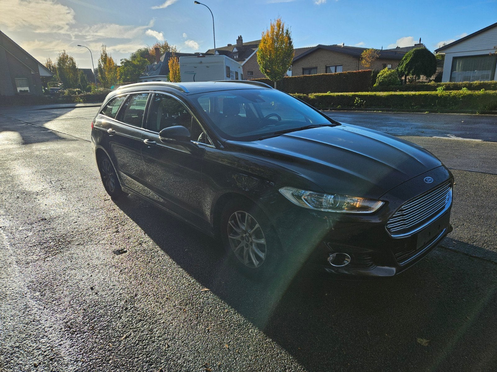 ford mondeo 1.6TDCI 103000km, Auto's, Voorwielaandrijving, Euro 5, Mondeo, Zwart