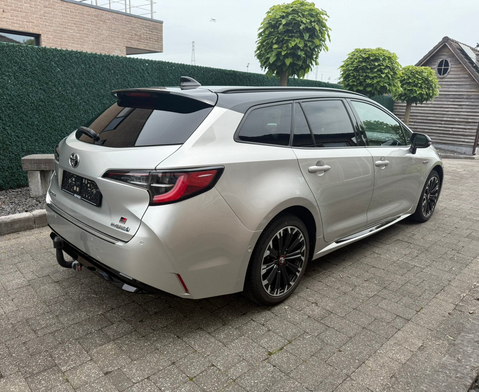 Toyota Corolla SW GR SPORT HYBRIDE, Autos, Toyota, Alarme, Argent ou Gris, Achat, Euro 6