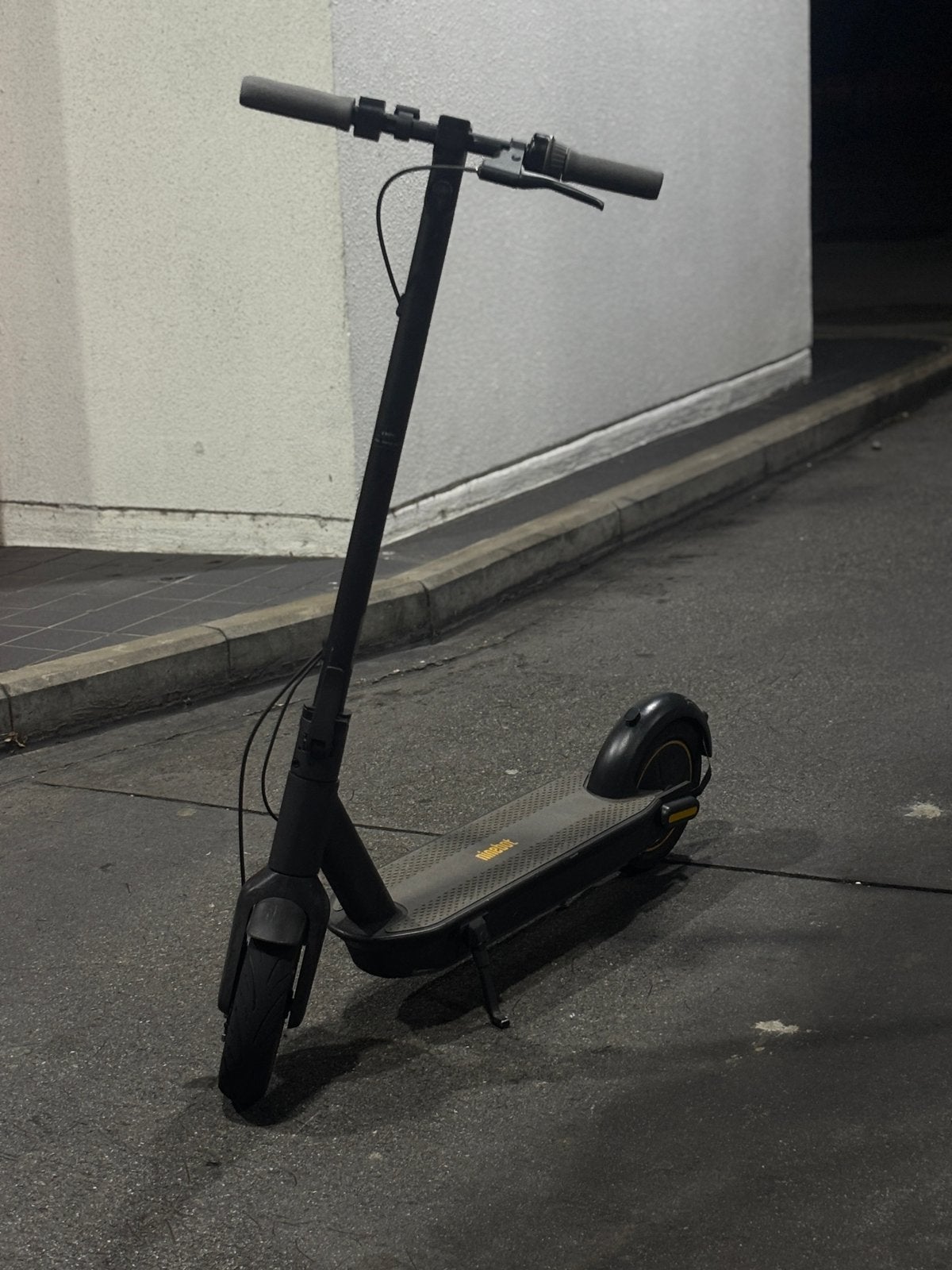 Ninebot g30 MAX, Vélos & Vélomoteurs, Enlèvement, Comme neuf