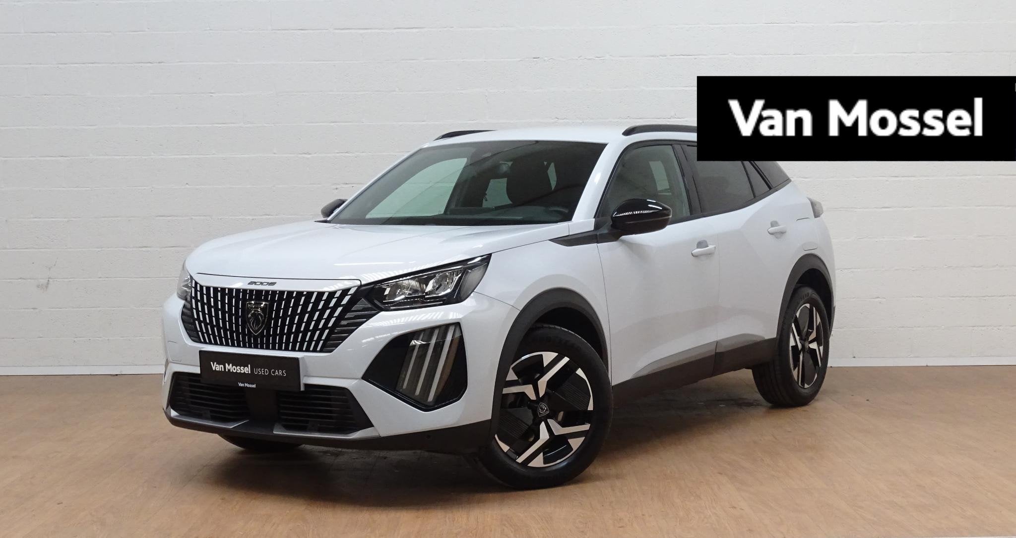 Peugeot 2008 1.2 HYBRID 136 e-DSC6 Allure, Auto's, Peugeot, Stof, Gebruikt, Zwart, 110 g/km