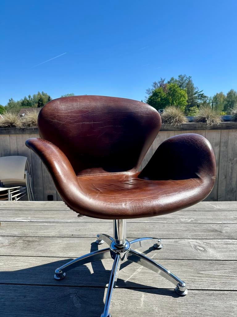 4 Design Vintage fauteuils in Swan stijl , bruin leder, Huis en Inrichting, Ophalen, Gebruikt