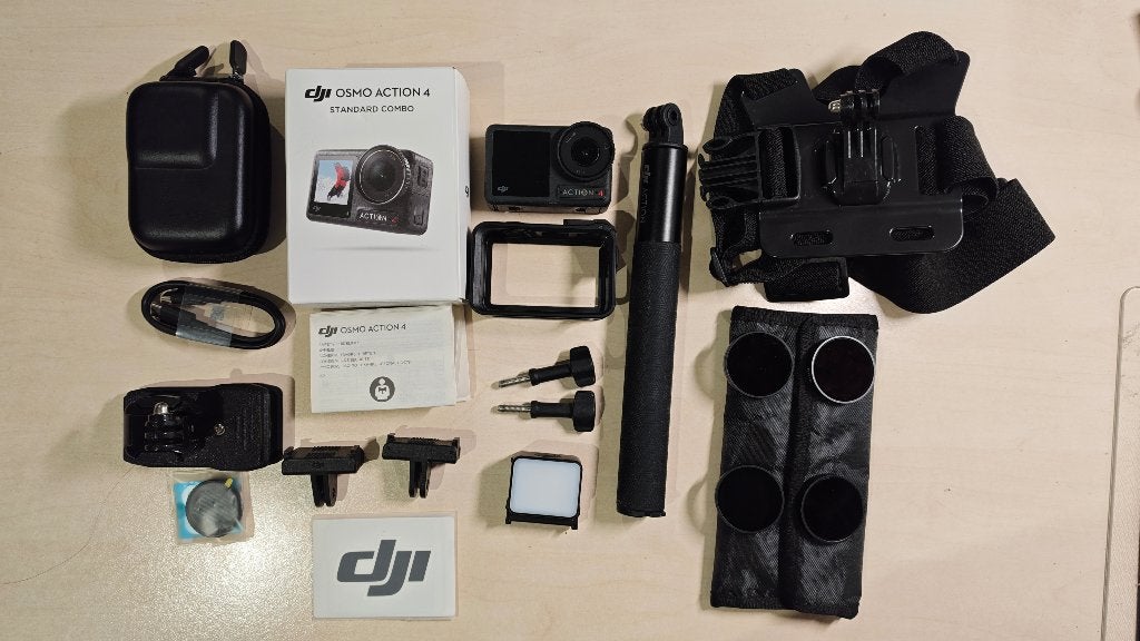 DJI Osmo Action 4 - complete accessoirekit in perfecte staat, Ophalen, Zo goed als nieuw, Overige merken