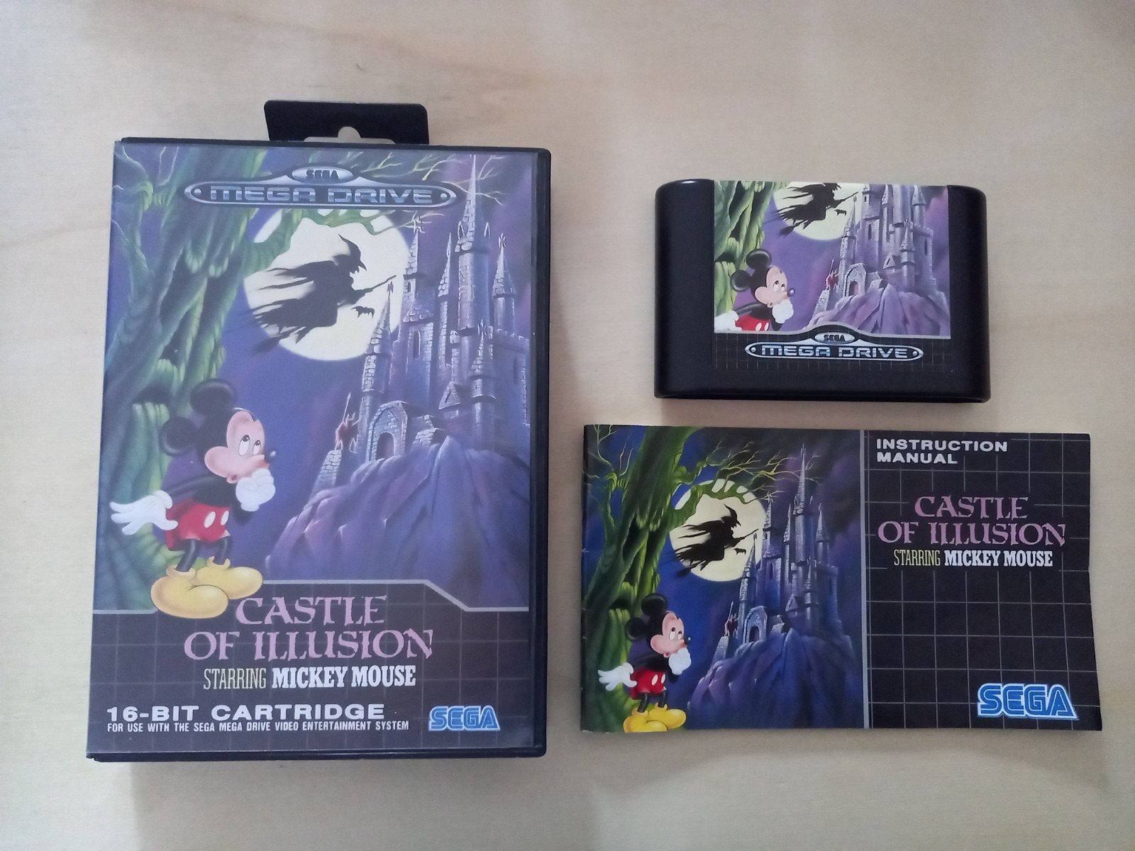 SEGA Mega Drive - Castle of illusion compleet, Games en Spelcomputers, Gebruikt, 1 speler, Ophalen of Verzenden, Vanaf 3 jaar