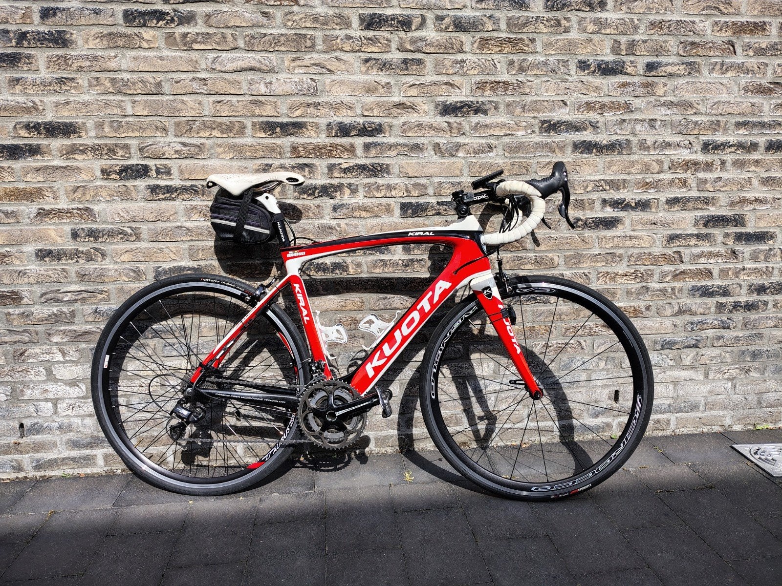 kuota kiral racefiets met elektrisch achterwiel, Enlèvement