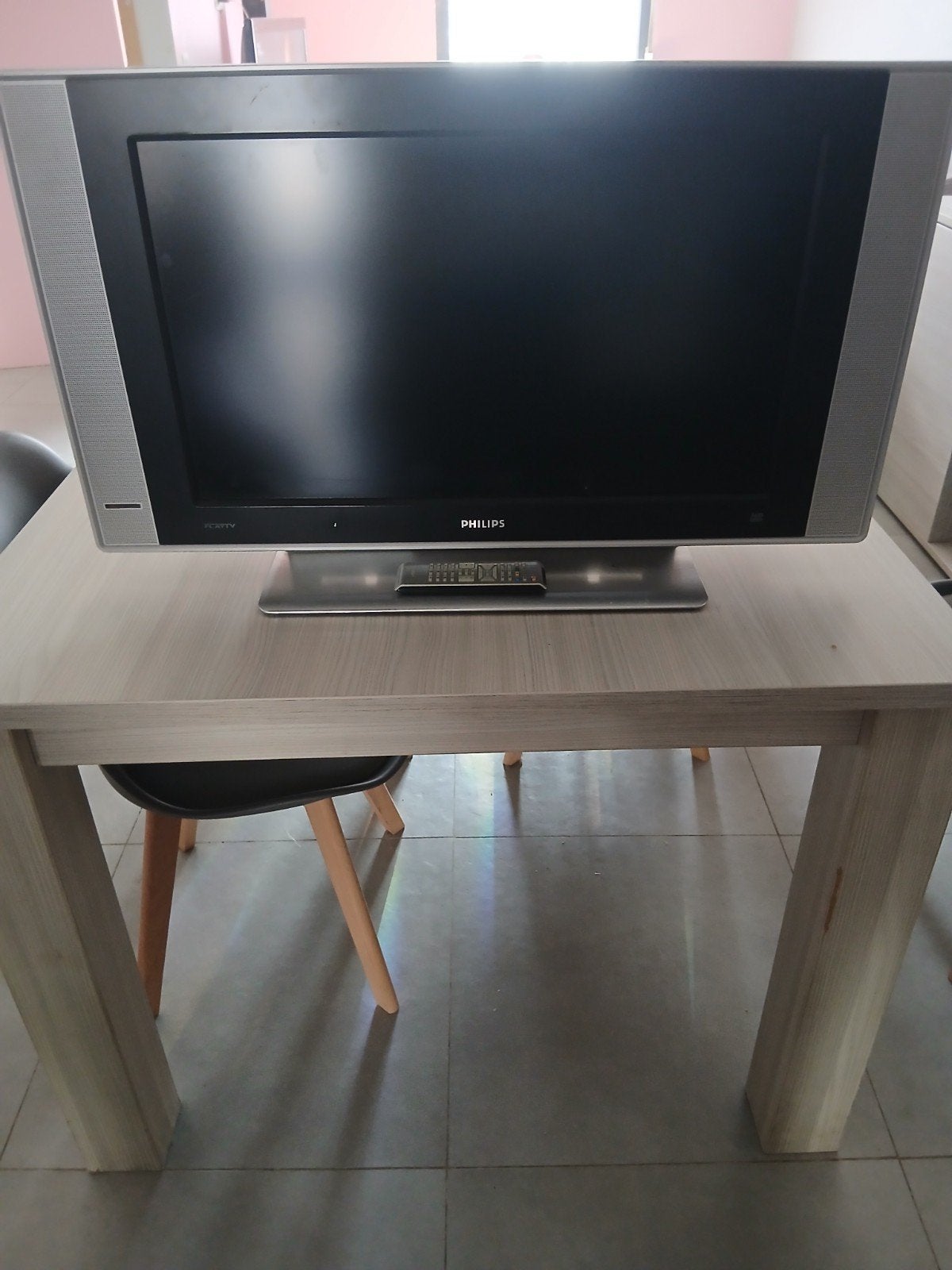 Philips TV – met afstandsbedieningPhilips televisie in nette, Philips, LED, Nieuw, 120 Hz