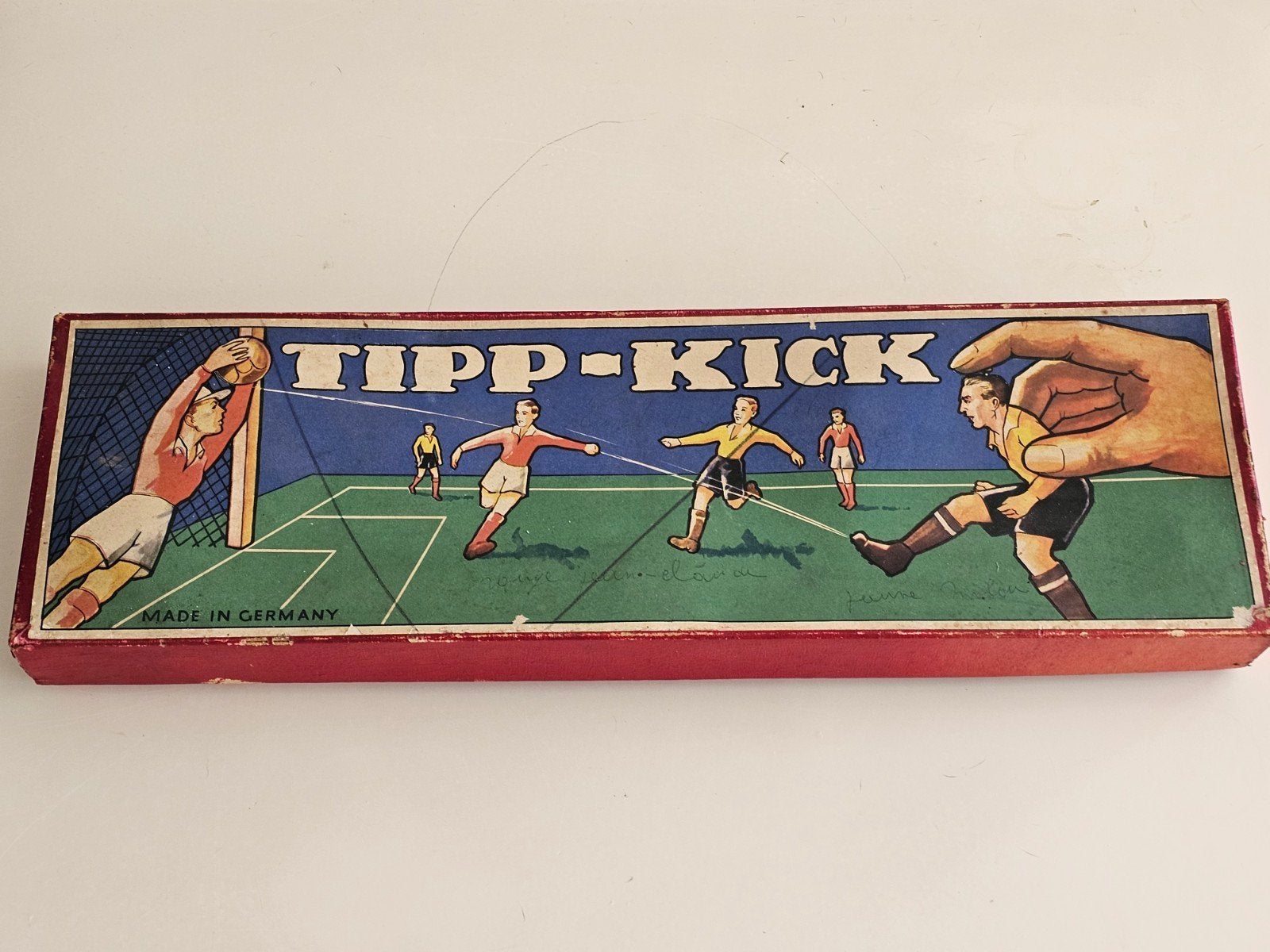 Jeu de baby-foot Tipp-Kick, Enlèvement ou Envoi
