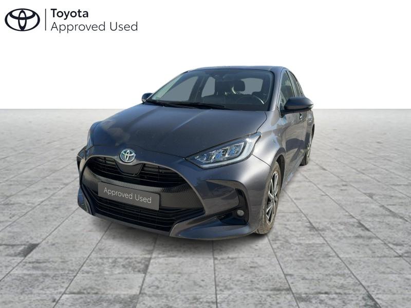 Toyota Yaris Iconic, Auto's, Automaat, 1490 cc, 5 deurs, Hybride Elektrisch/Benzine