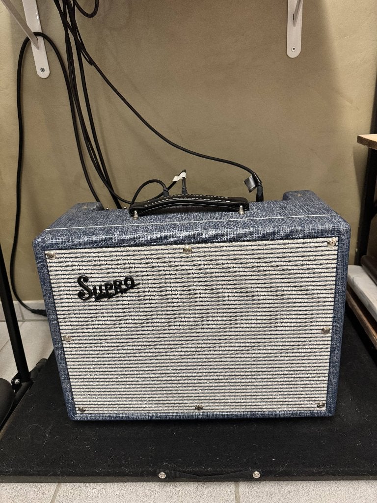 gitaar versterker: Keeley Custom 10 1x10 | 25-Watt, Musique & Instruments, Guitare, Comme neuf, Enlèvement, Moins de 50 watts