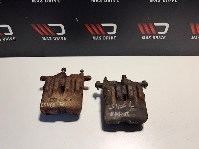 Lexus LS400 UCF10 remklauwen (werking onbekend), Utilisé