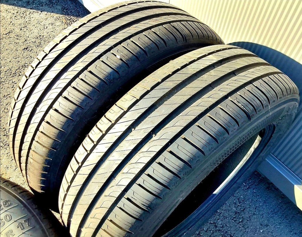 4 très bons pneus été 225/60-17, Pneus été, Enlèvement, Utilisé, 225 mm