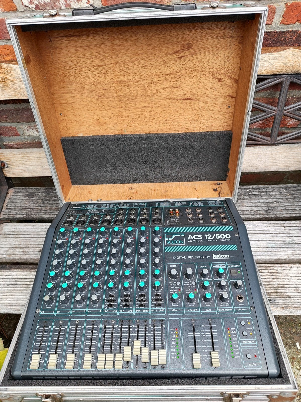 SOLTON acs 12/500 mengpaneel versterker, Ophalen