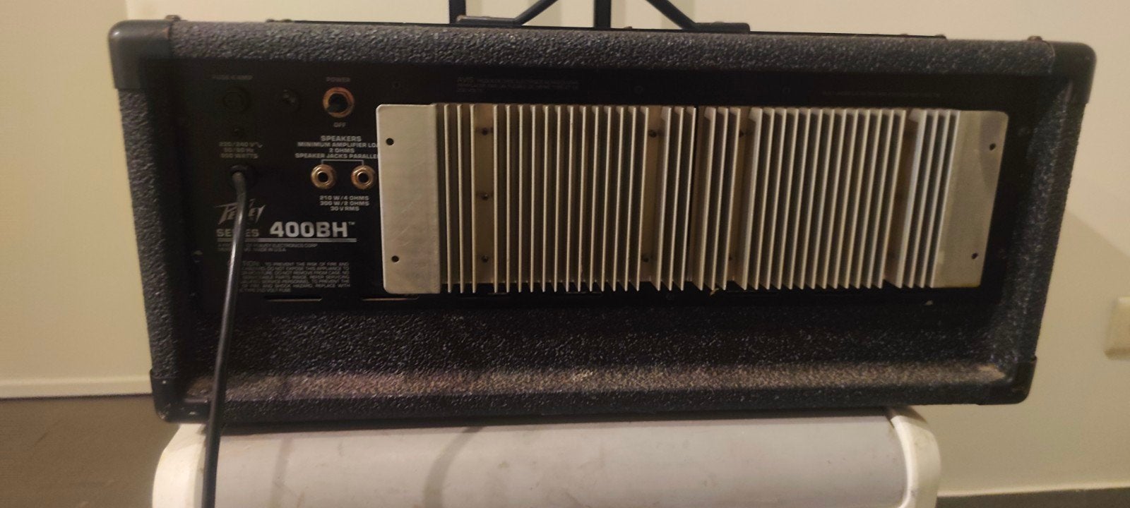 peavey mixer/versterker, Musique & Instruments, Enlèvement, Utilisé, 500 à 1000 watts, Sono