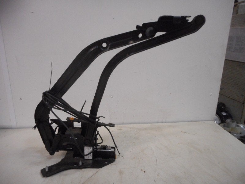 CABRIODAK SCHARNIER LINKS Opel Tigra Twin Top (GM93162263), Gebruikt, Opel, Opel Automobile GmbH, Kontakt-opel@opel.com
