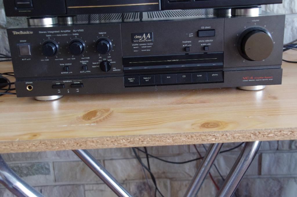 Versterker Technics SU V550, Enlèvement, Comme neuf, Stéréo