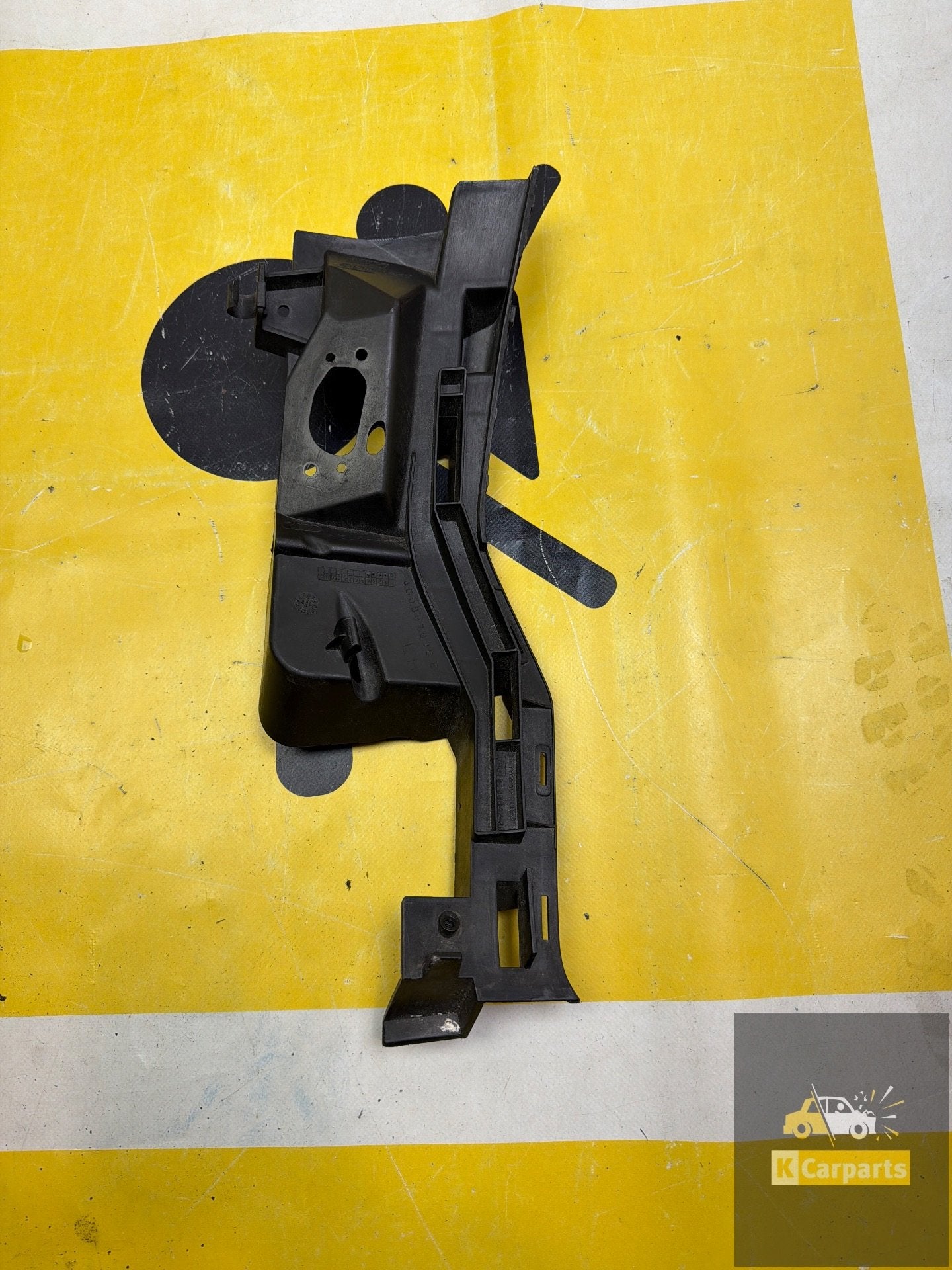 SUPPORT GAUCHE DE PARE-CHOCS AVANT AUDI A6 AVANT 4G0807095, Pare-chocs, AUDI AG, Auto-Union-Strasse 1
85045  Ingolstadt, DE, Audi