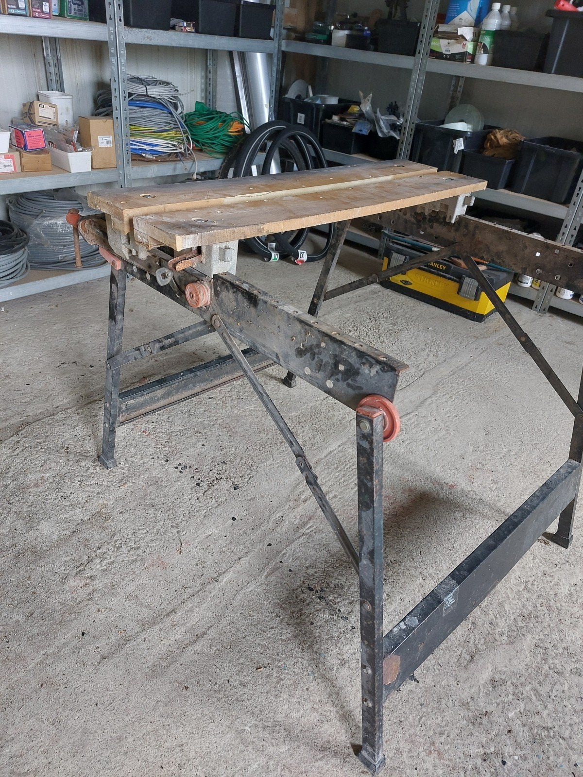 Black en Decker workmate 2000 ! 10€, Ophalen