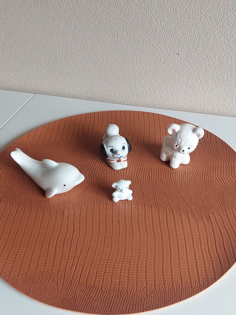Set 4 Vintage Porseleinen Beeldjes–Beertjes, Hond & Dolfijn, Ophalen, Gebruikt, Dier