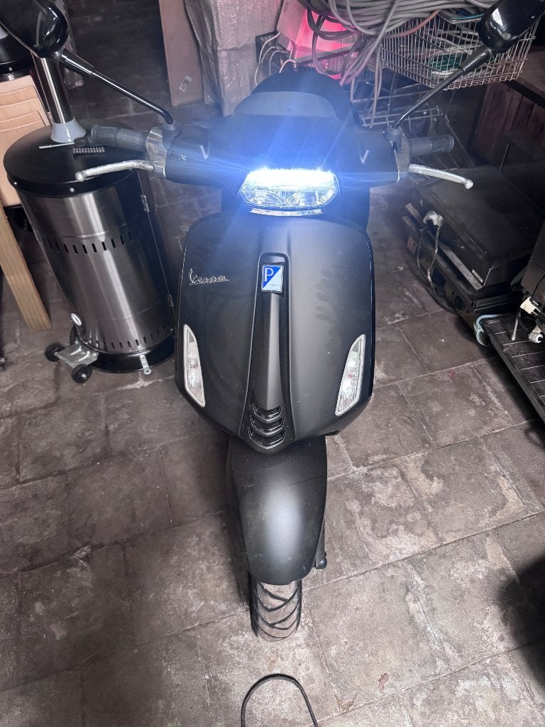 Bromfiets piaggio Vespa sprint 50cc, Ophalen, Overige modellen, Klasse A (25 km/u), Zo goed als nieuw