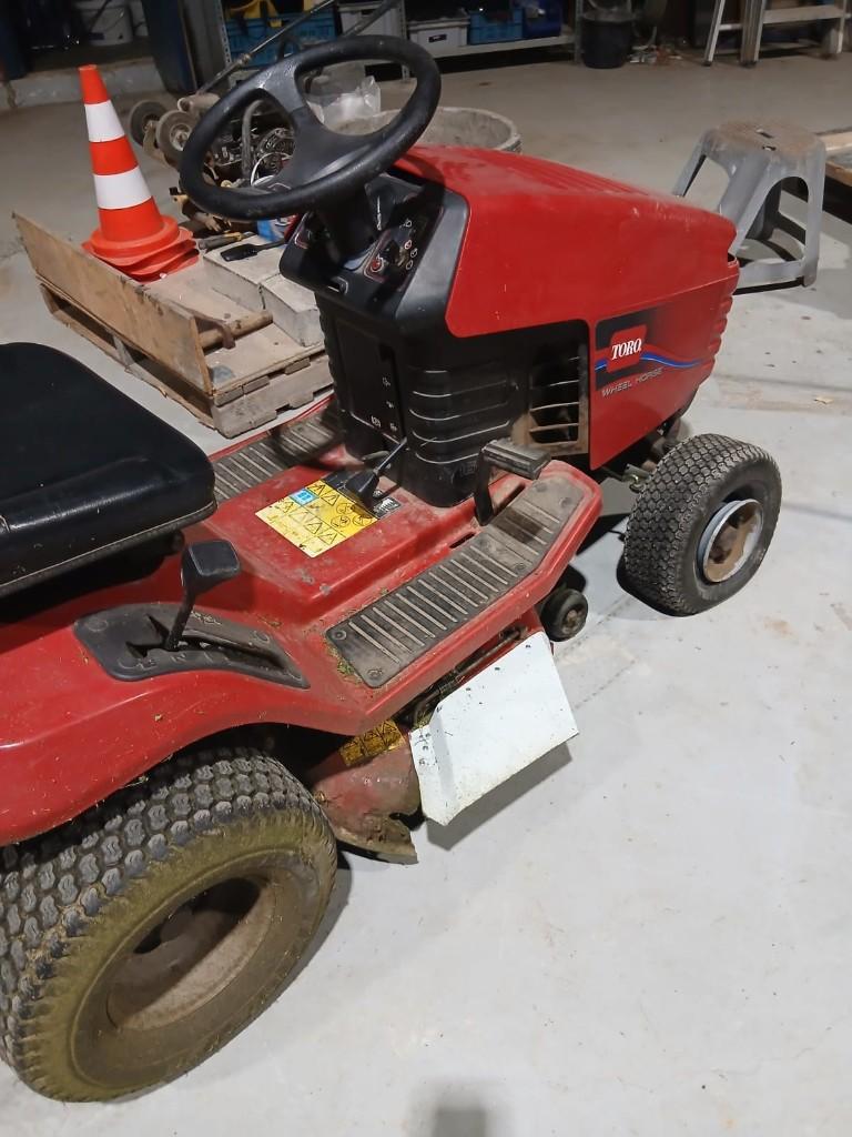 Tracteur tondeuse Toro, Jardin & Terrasse, Tondeuses autoportées, Toro, Enlèvement, Utilisé, Fonction de mulching