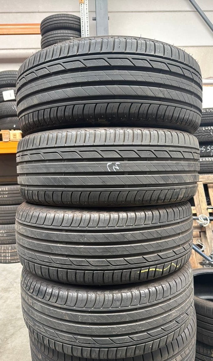 2155018 215/50/18 215/50R18 zomerbanden merk bridgestone, Ophalen