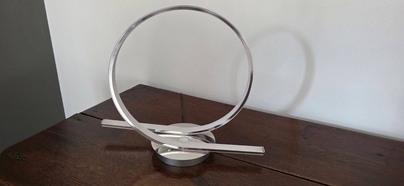 Lampe design épurée, Enlèvement, Comme neuf