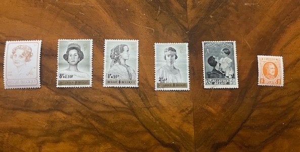 postzegels koninginnen, Collections, Maisons royales & Noblesse, Enlèvement ou Envoi, Comme neuf, Timbre(s) ou Monnaie(s)