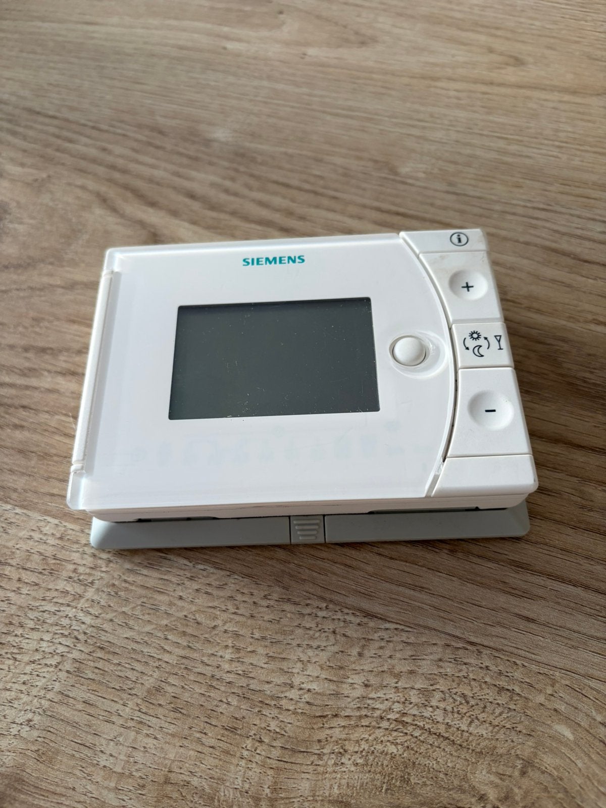 Siemens REV13DC thermostaat(nieuw), Doe-het-zelf en Bouw, Thermostaten, Ophalen of Verzenden, Nieuw