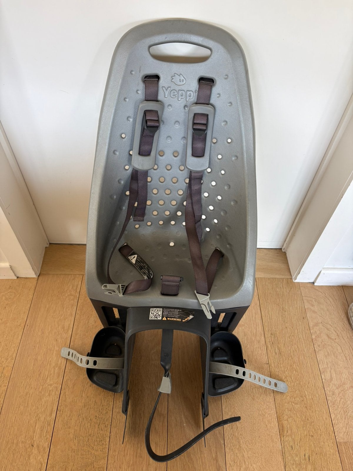 Fietsstoel Yepp + adapter elektrische fiets, Fietsen en Brommers, Ophalen, Achterzitje, 9 t/m 18 kg, Gebruikt