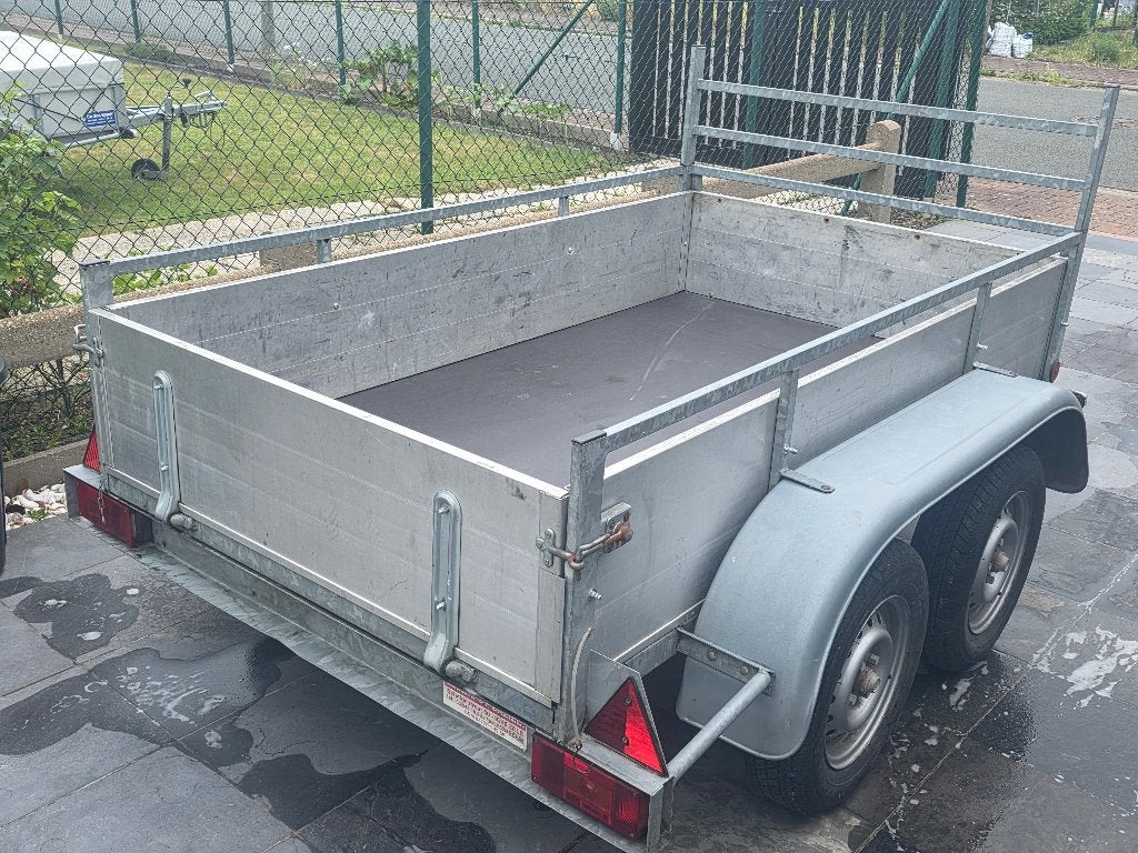 Aanhangwagen 750 kg, Ophalen