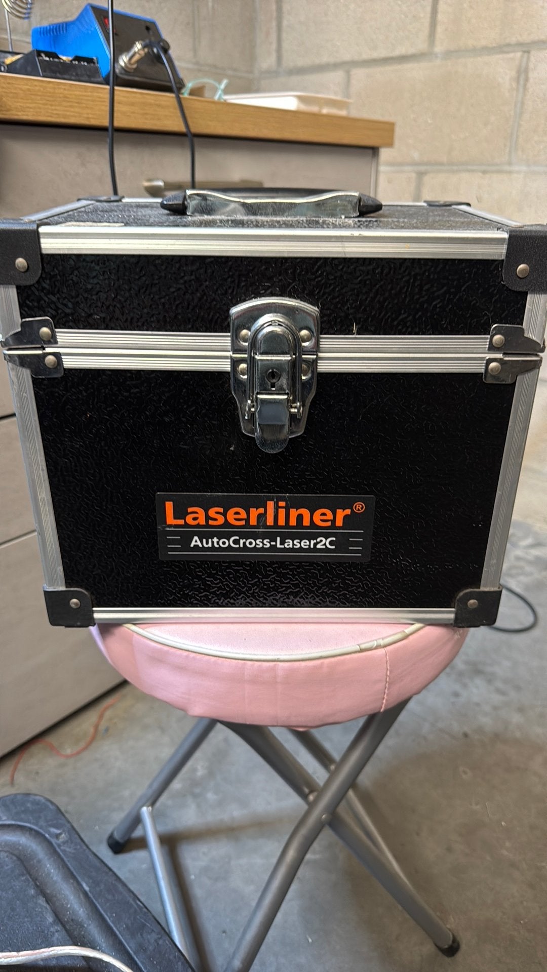 Laser liner Autocros laser 2C, Doe-het-zelf en Bouw, Meetapparatuur, Ophalen, Zo goed als nieuw