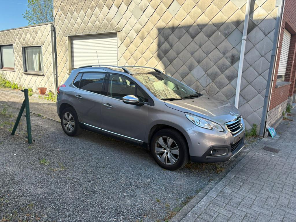 Peugeot 2008 - 2015 - 1.2 Benzine, Handgeschakeld, 5 deurs, Particulier, Te koop