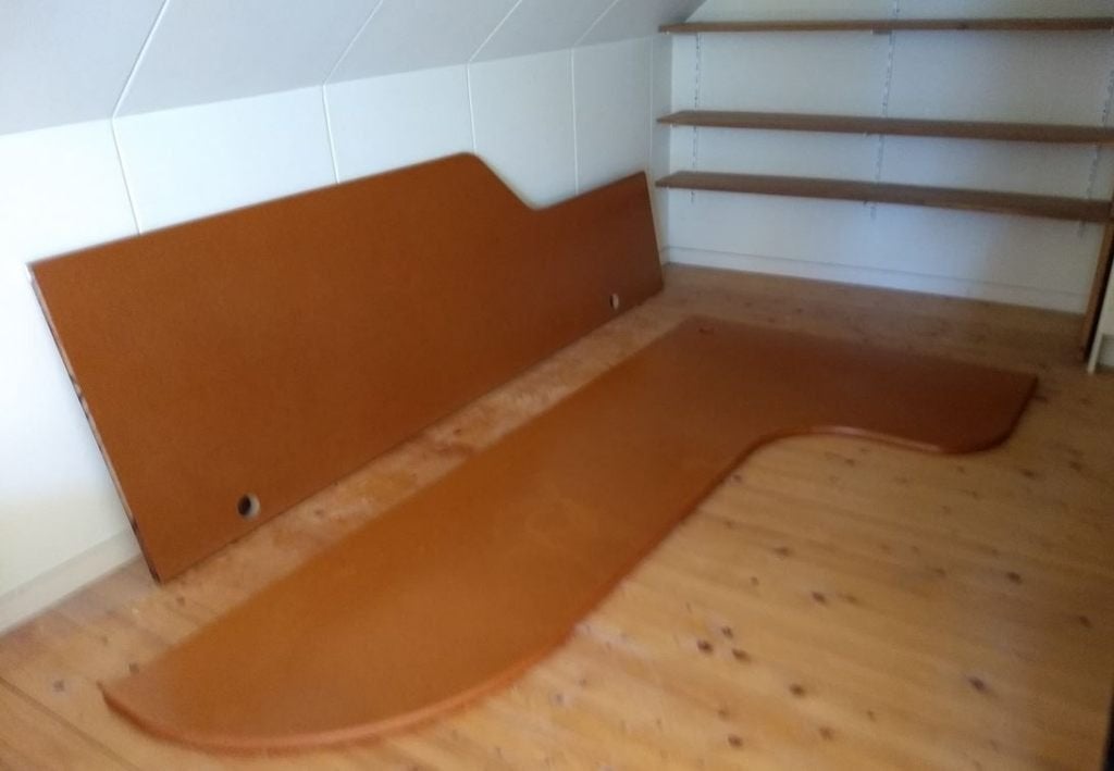 Bureaublad uit massief hout, Ophalen