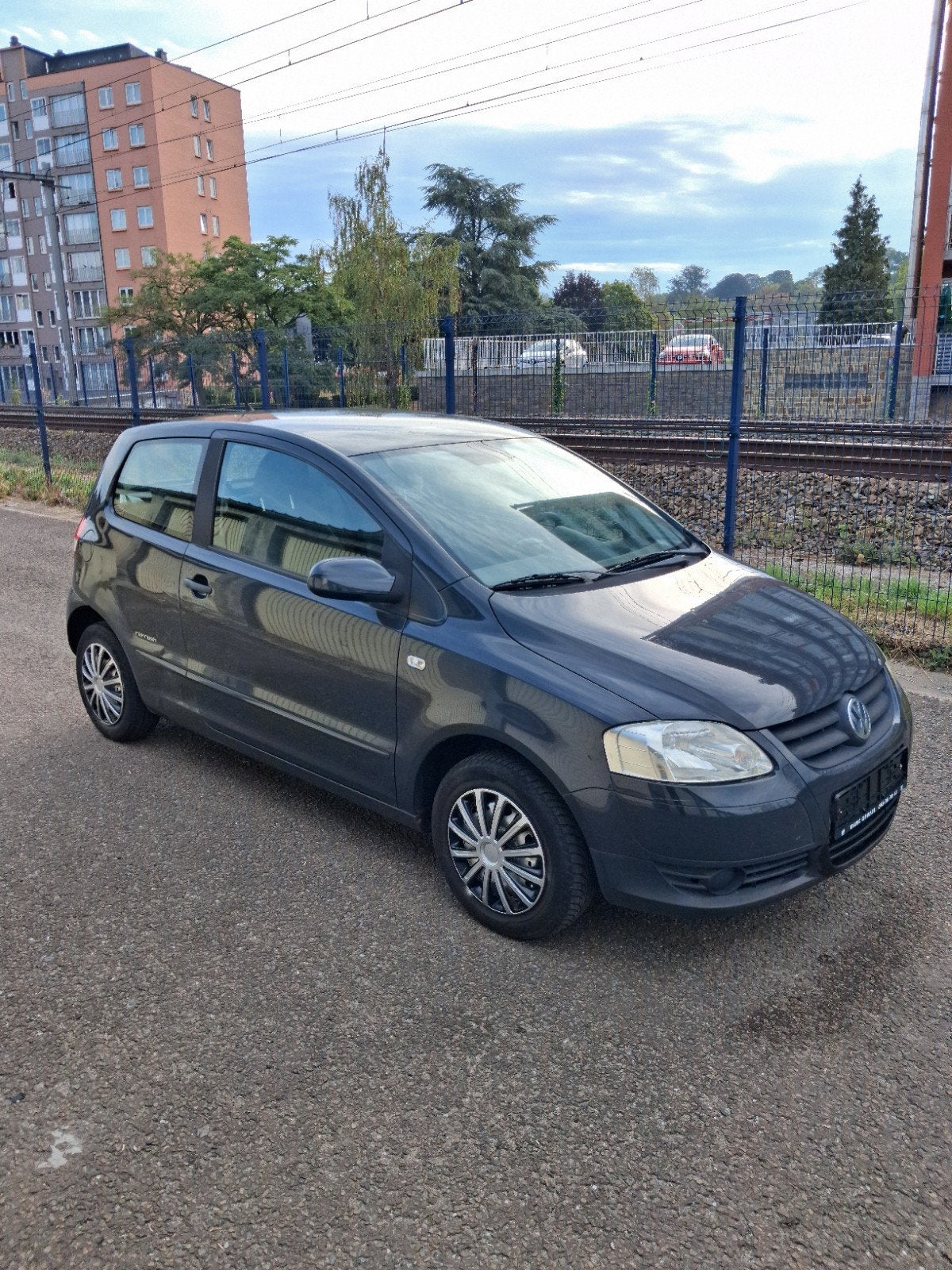 Volkswagen Fox 1.2 essence 2009. 149  km, Auto's, Voorwielaandrijving, Handgeschakeld, Grijs, Particulier
