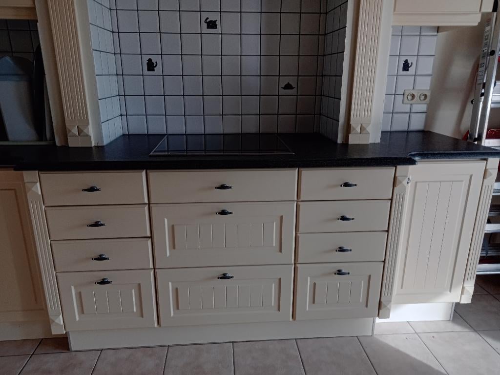 Keuken gratis af te halen. Regio Aalst, Ophalen, Gebruikt, 200 cm of meer, Crème