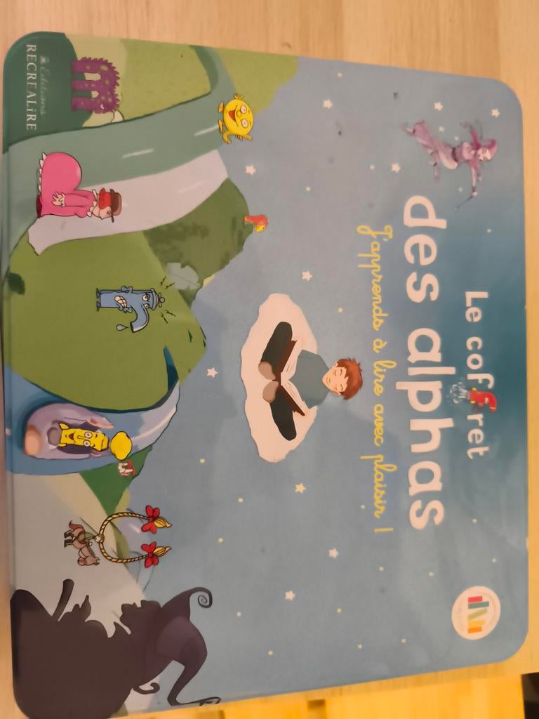 Le coffret des Alphas, Enlèvement