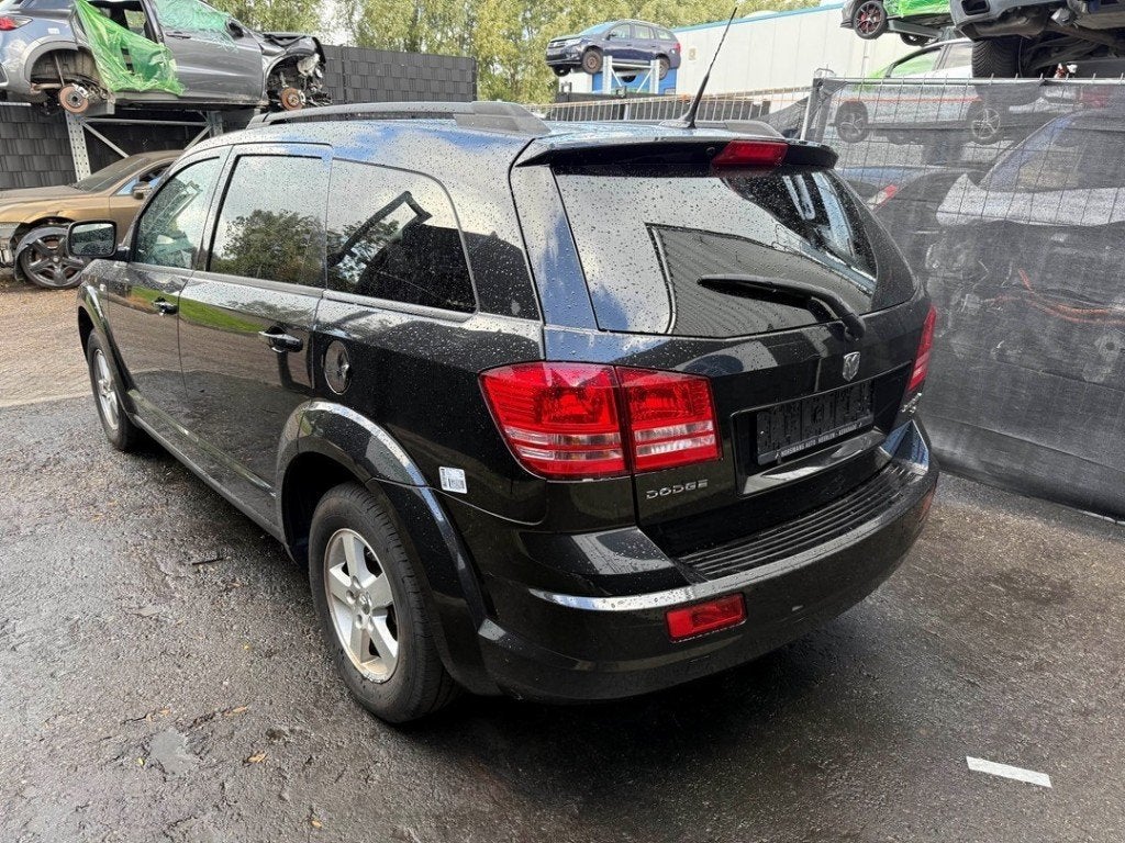 PARE-CHOCS ARRIÈRE Dodge Journey (01-2008/12-2020), Taurusavenue 1
2132 LS  Hoofddorp, NL, Webaccessibility@stellantis.com, Arrière