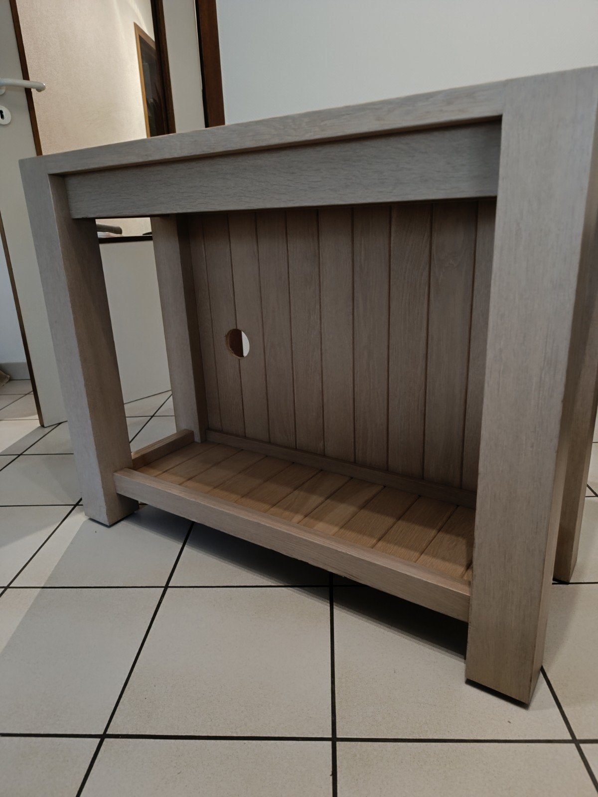 Te koop: massief eiken tv meubel, Ophalen, Zo goed als nieuw