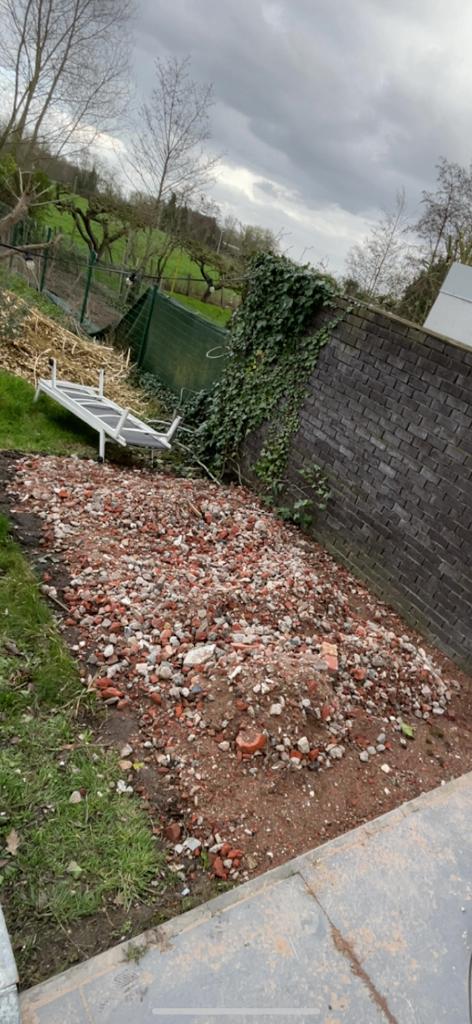 Steenpuin gratis, Doe-het-zelf en Bouw, Ophalen, Zo goed als nieuw, Bakstenen